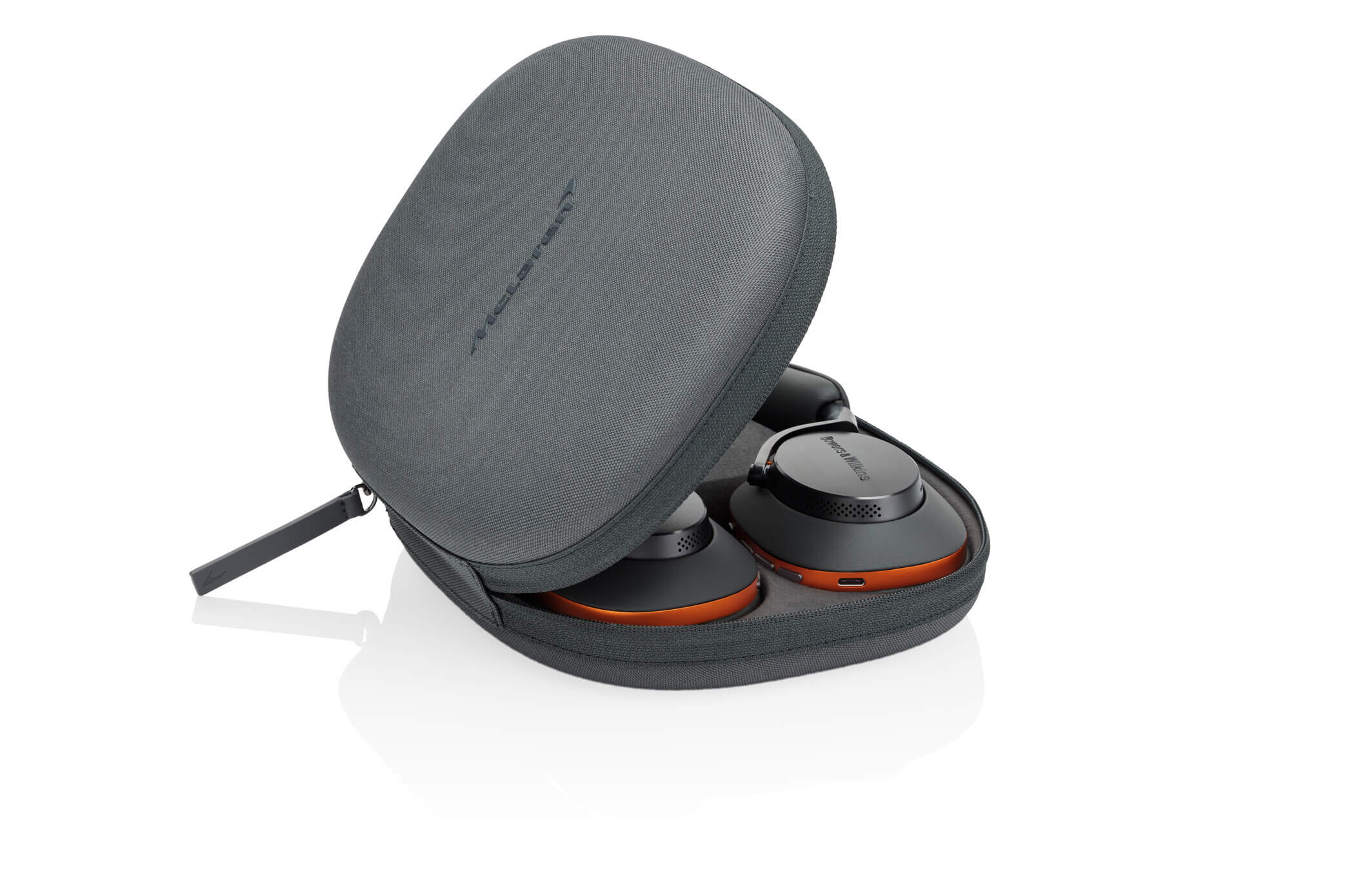 Bowers & Wilkins Px8 McLaren Edition