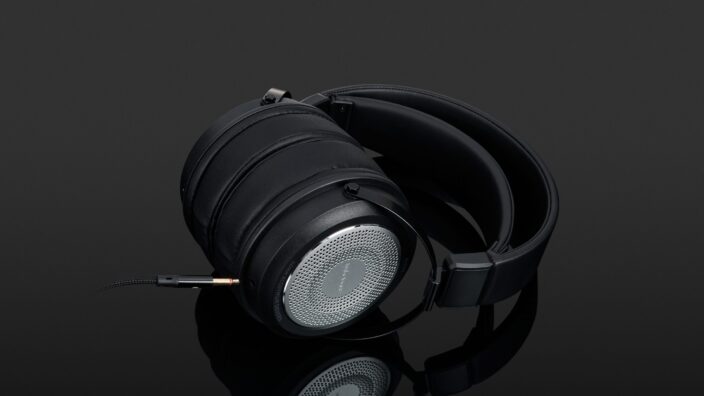 Behringer Alpha