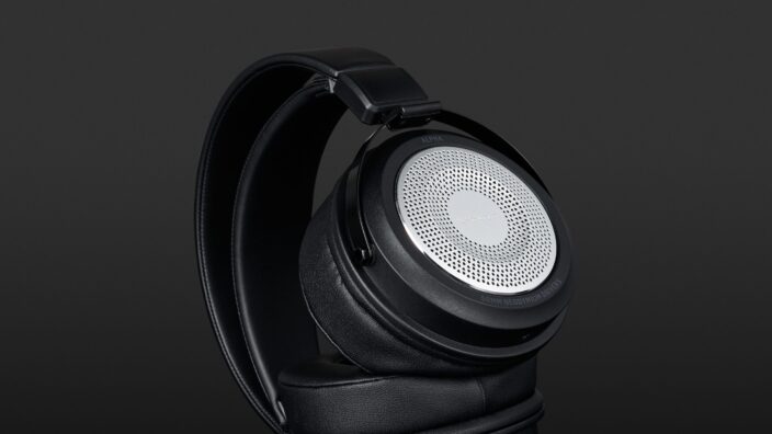 Behringer Alpha
