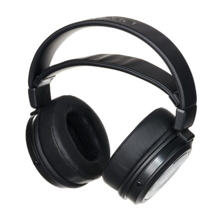 Behringer Alpha