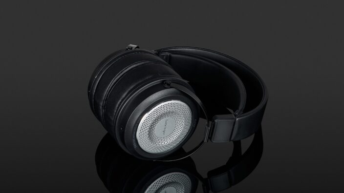Behringer Alpha