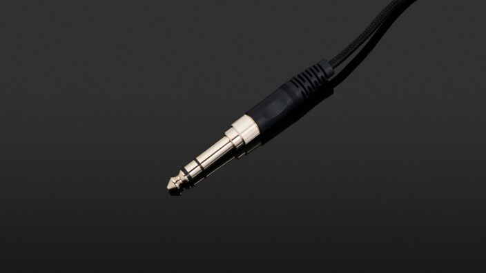 Behringer Omega