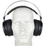Behringer Omega