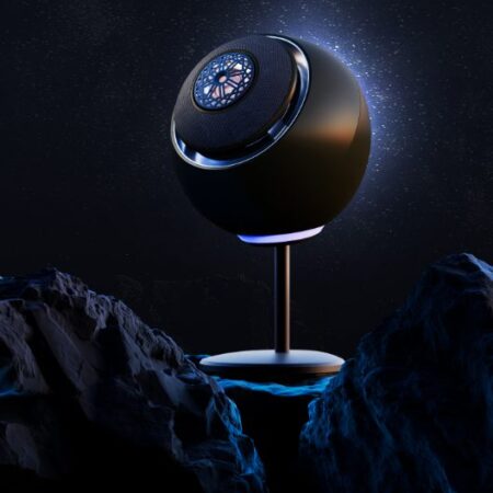 Creative Pebble Nova