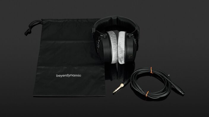 Beyerdynamic DT 990 Pro X