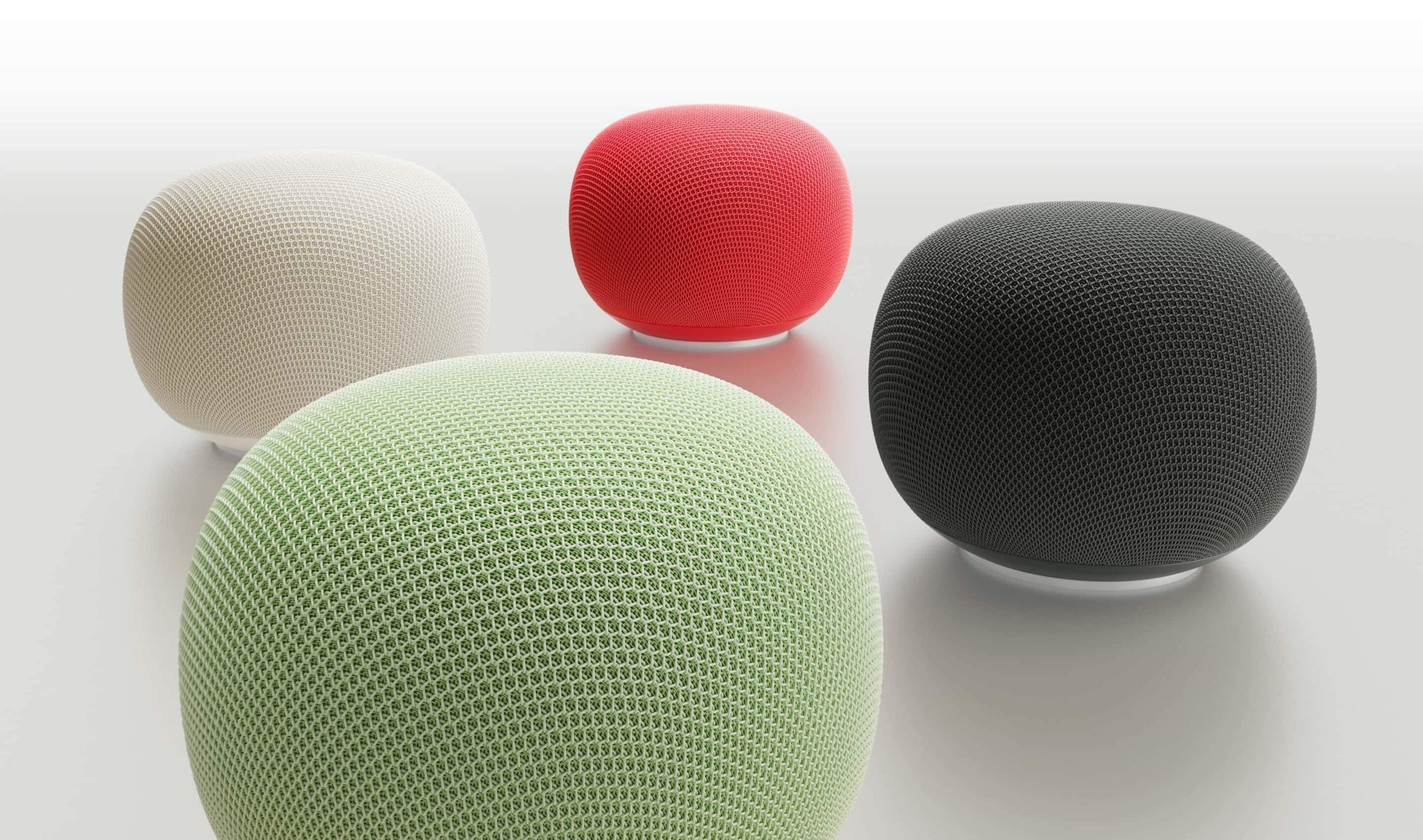 Die Google Home Speaker in ihren vier erhältlichen Farben: Porcelain, Hazel, Jade und Berry