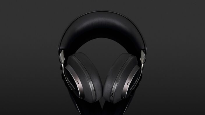 Bowers & Wilkins PX8 S2