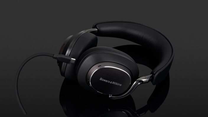 Bowers & Wilkins PX8 S2