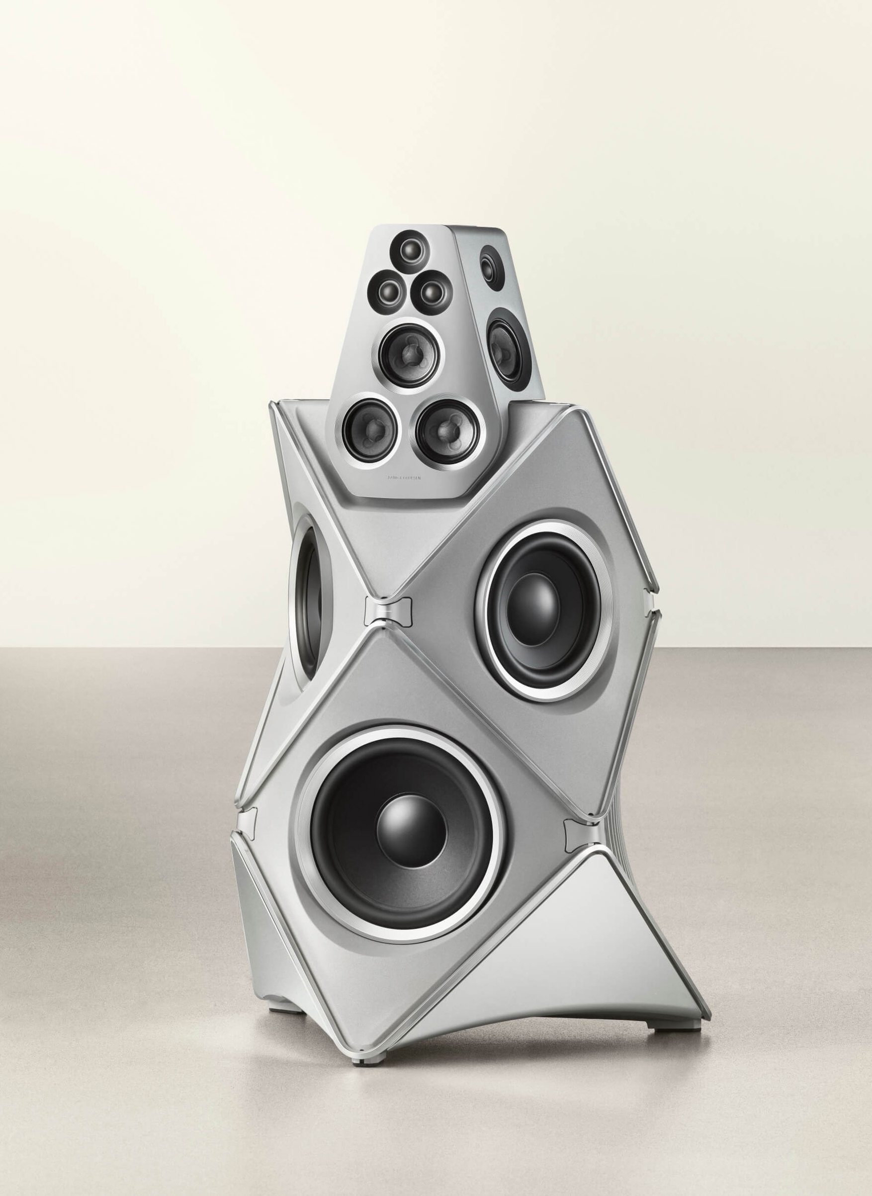 Bang & Olufsen Beolab 90 Titan Edition