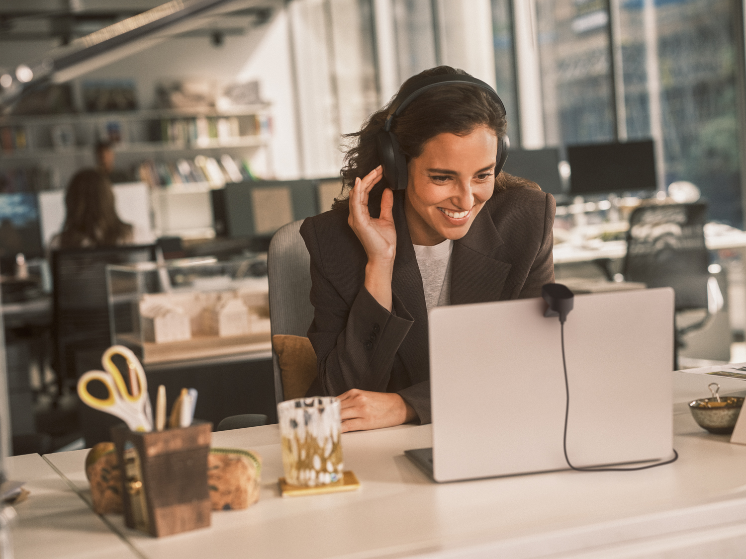 Jabra Evolve3 85 Test – Business-Headset mit ClearVoice