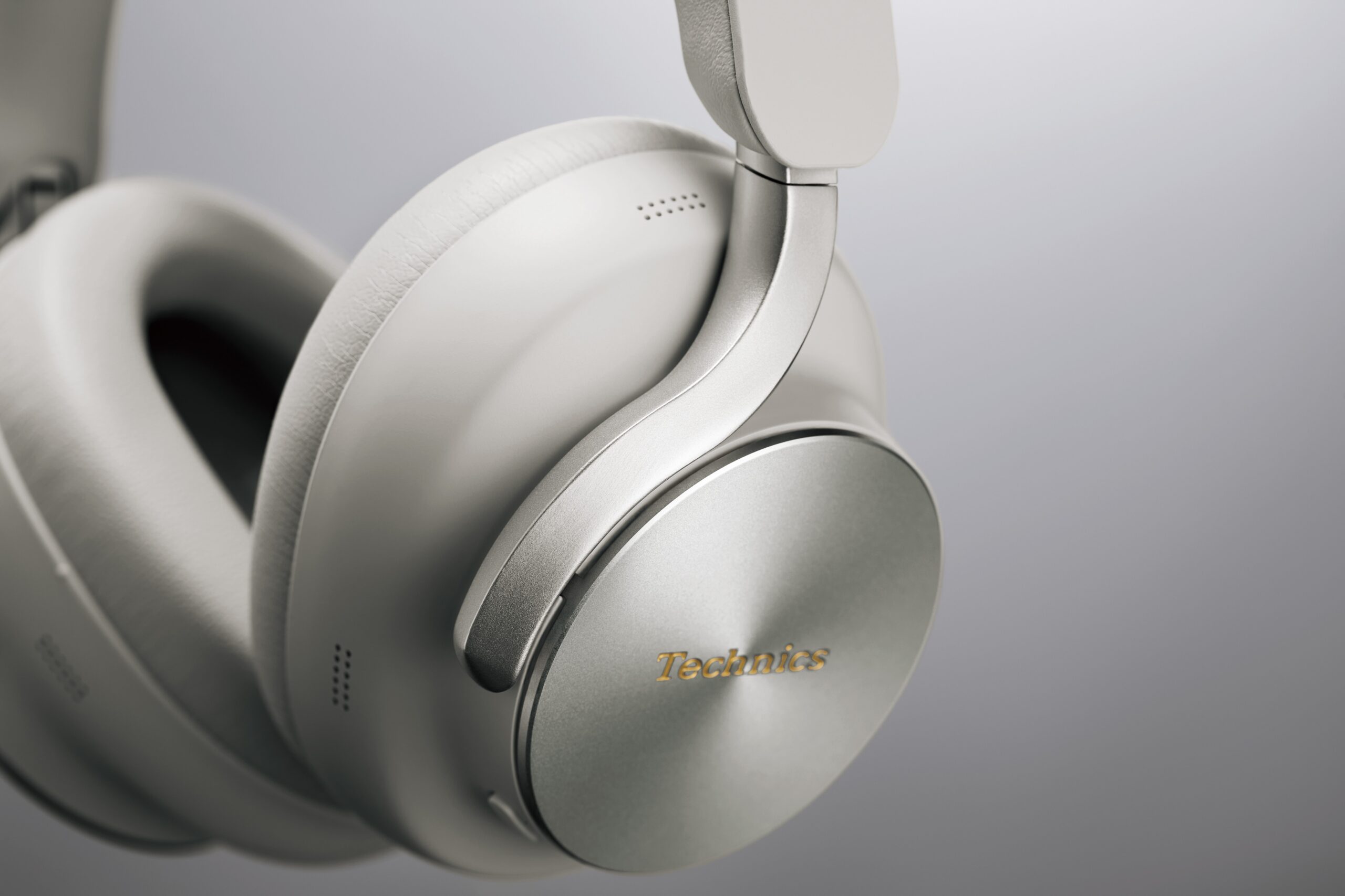 Technics EAH-A1000